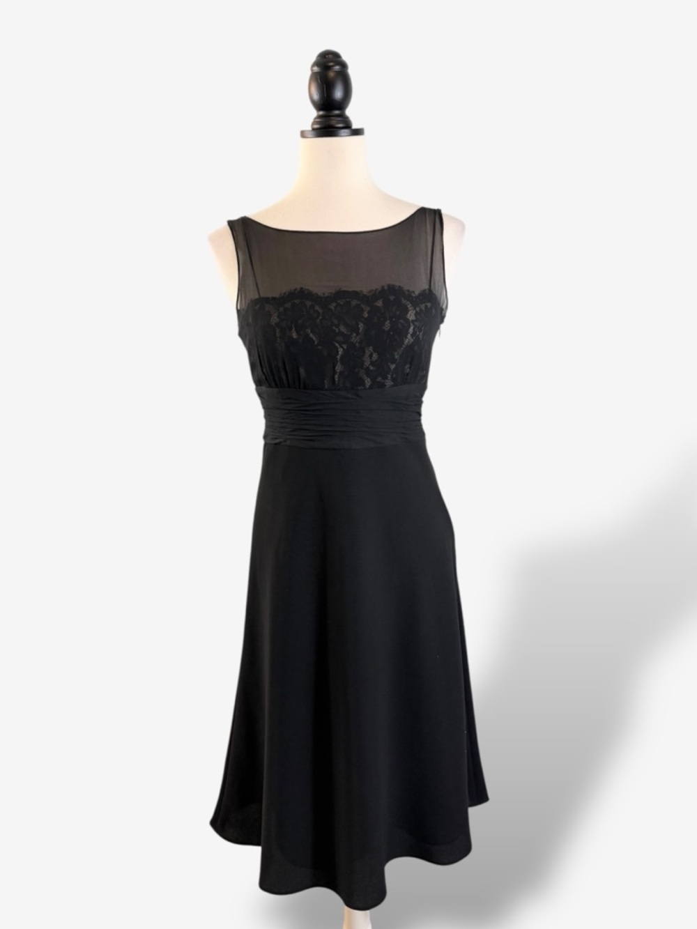 Ann Taylor Vintage Black Silk Lace Mesh Fit & Flare Cocktail Dress Size 2